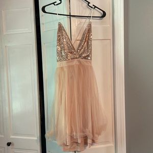 Beautiful dress. Never worn!